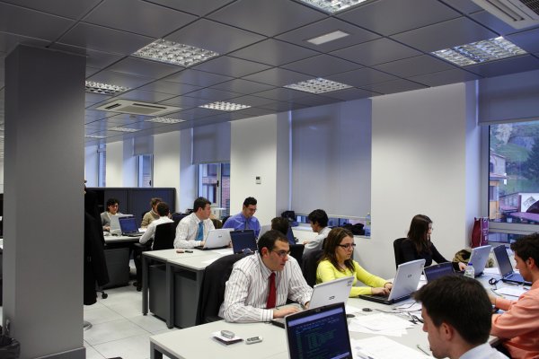 Informática El Corte Inglés abre un Centro de Servicios Documentales en Asturias