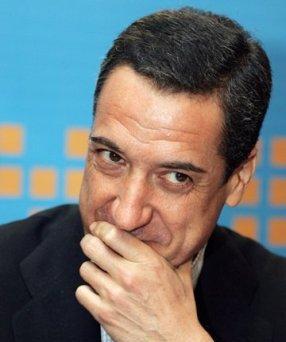 Eduardo Zaplana ficha por Telefónica como delegado europeo