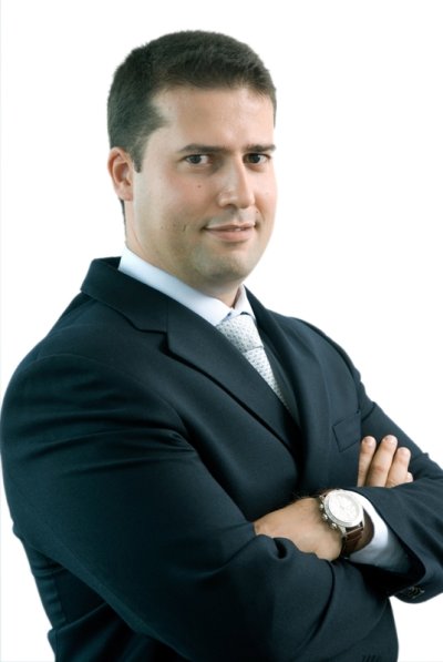 SMC entra en el mercado eléctrico con un dispositivo PLC