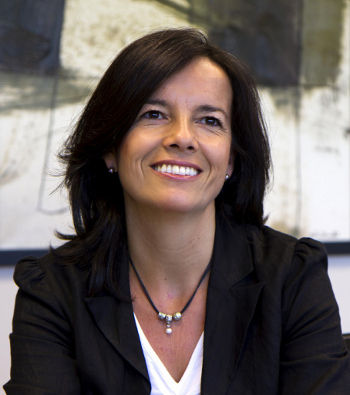 Esther Gómez, directora general de Fibernet