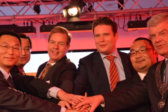 Inauguración del centro de Huawei en Holanda