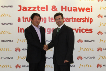 De izquierda a derecha, Kevin Tao y José Miguel García