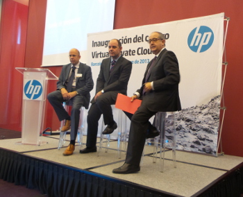 De izquierda a derecha, David Bickerton, Enrique Solbes y Felip Puig, Conseller del Departamento de Empresa y Ocupación de la Generalitat de Catalunya