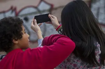 La mitad de los menores españoles tienen un smartphone