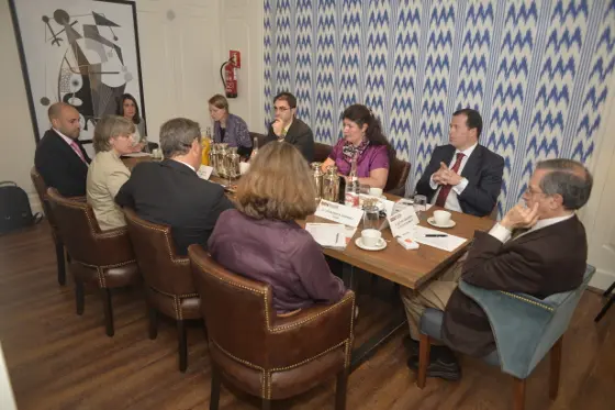 Selta España y Redes & Telecom han organizado un desayuno de trabajo para analizar la implantación de las TIC en Educación