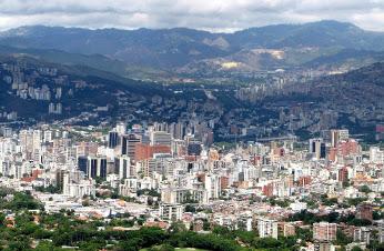 Venezuela ampliará sus redes de telecomunicaciones con ZTE y Huawei