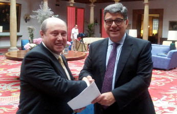 Jaime Soto, presidente de Fenitel Asturias y José Pérez, consejero delegado de Recyclia