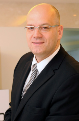 Oliver Ebel, vicepresidente y director general de la división de smartphones en EMEA