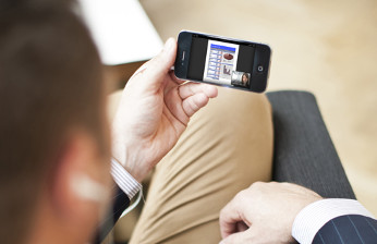 Brother simplifica las reuniones con su sistema de videoconferencia web OmniJoin