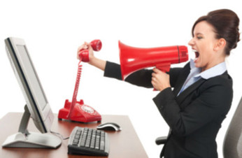 Las telecomunicaciones es el sector que un año más vuelve a encabezar el ranking del fraude en Facua