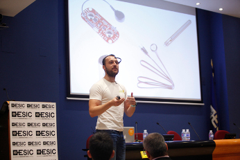 Ponente de las jornadas ICEMD sobre IoT