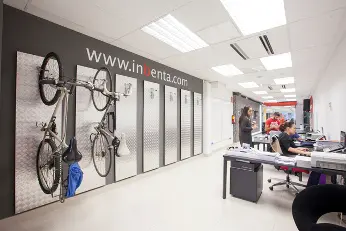 Inbenta busca lingüistas computaciones con conocimientos de japonés