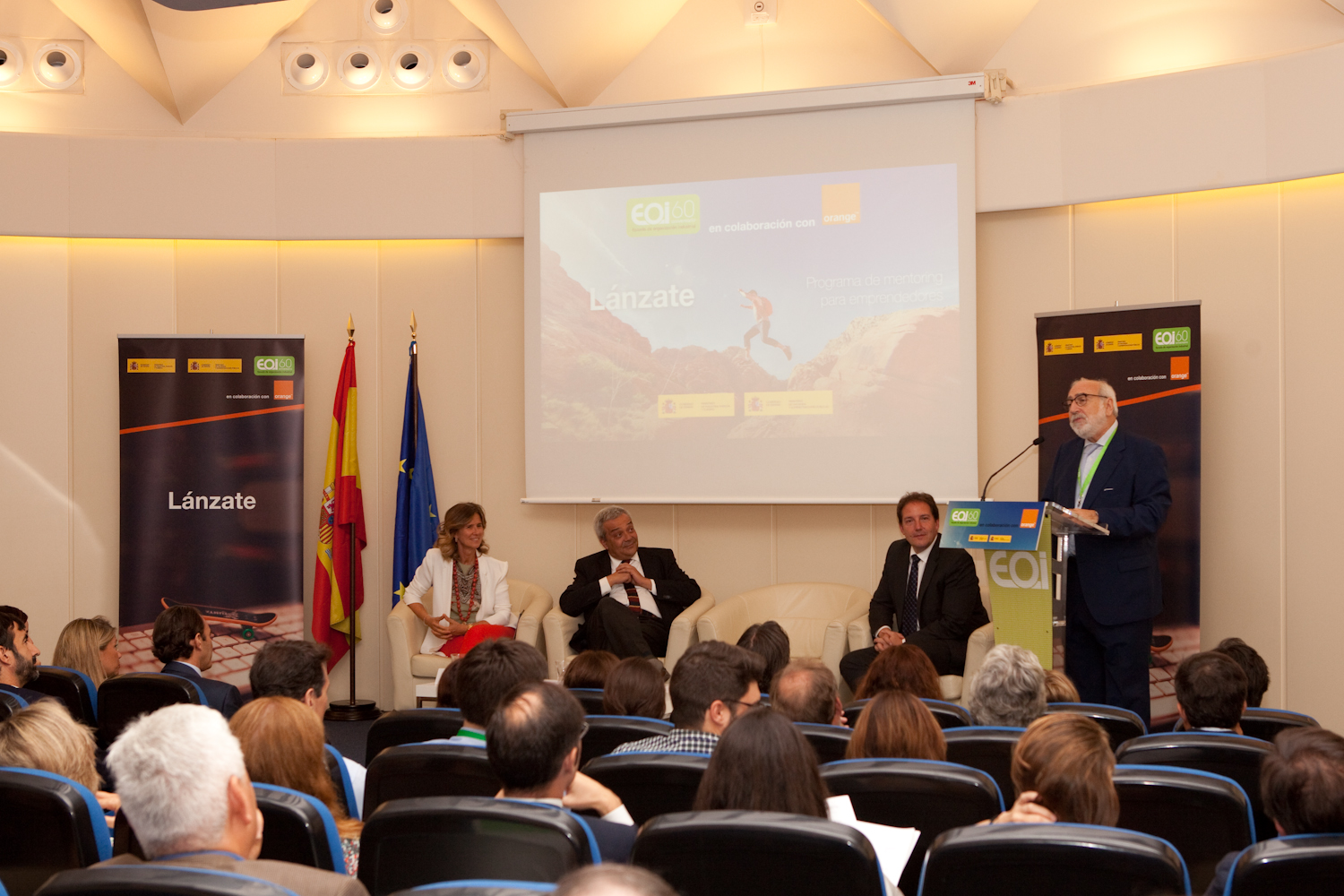 Orange y EOI conectarán a emprendedores con grandes directivos del sector TIC