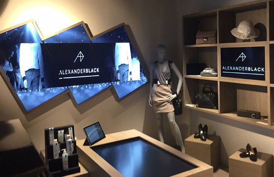 Alexander Black. Tienda BT