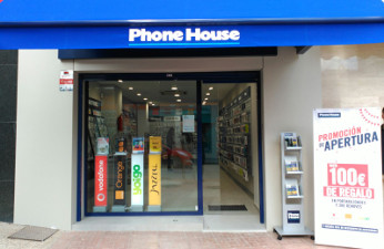 Phone House refuerza su presencia en el Mar Menor