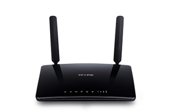 Router TP-Link MR200, dispositivo estándar en la oferta 4G de Orange.