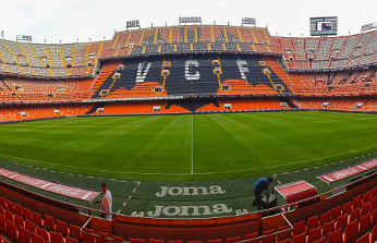 Panorámica del estadio de Mestalla.