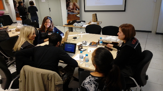 Orange dará Internet gratuito durante un año a familias con escasos recursos.