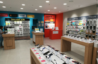 Cofidis firma un acuerdo de colaboración con The Phone House.