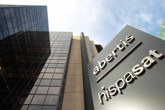 Abertis convoca a su accionariado para aprobar la venta de Hispasat