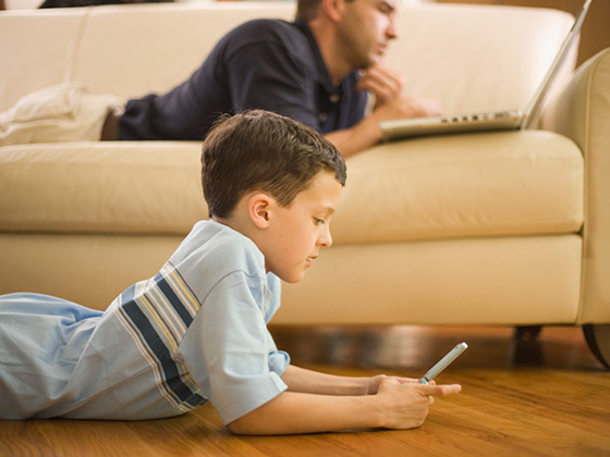 Ser el centro de los servicios de entretenimiento y comunicaciones, tabla de salvación para las operadoras.