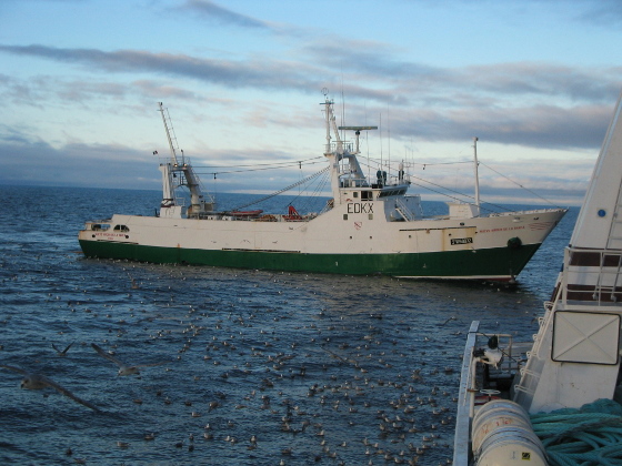 Un nuevo sistema de información que evita las interferencias negativas cuando los navíos comparten la misma zona de actividad.