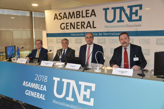 Asamblea General de UNE.