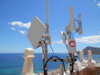 antenas de aeromax y Cambium Networks