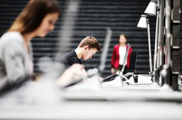 400 becas de Cisco para profesionales TIC