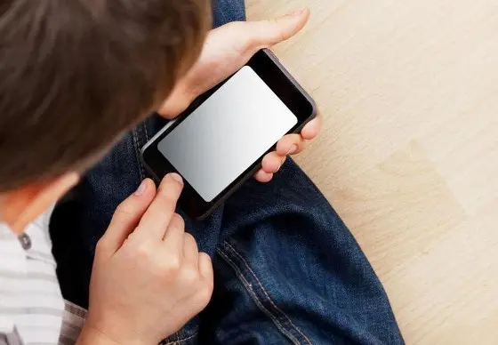 ¿Línea móvil para menores?