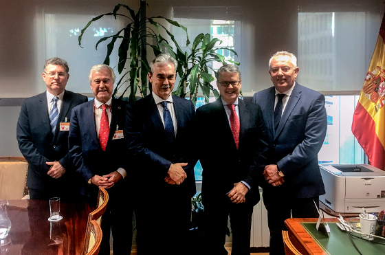 Los operadores locales reiteran sus quejas sobre las ayudas a la banda ancha ante el Ministerio de Economía