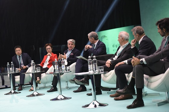 La segunda jornada del congreso DigitalES Summit 2019 celebró un panel de debate sobre los retos tecnológicos para el mundo de mañana