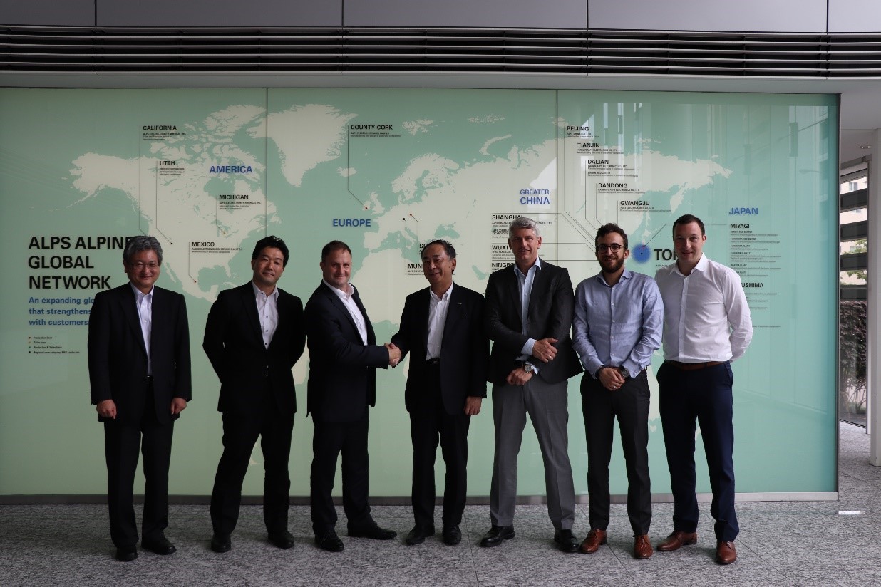 Sigfox y Alps Alpine firman un acuerdo global en I+D+i en Internet de las cosas.