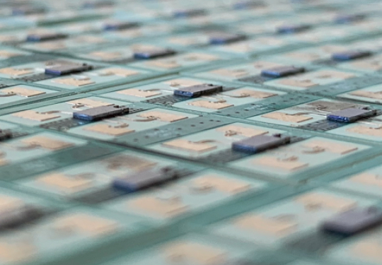 Módulos en miniatura patentados de GuRu.