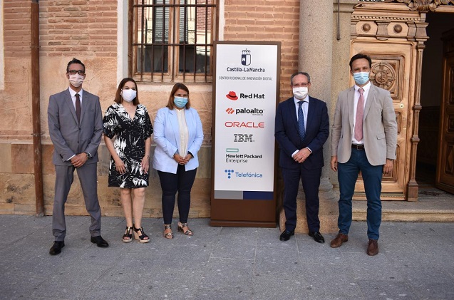 Castilla-La Mancha y Telefónica promueven la innovación empresarial