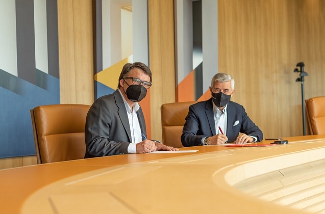 Banco Santander comercializará Movistar Prosegur Alarmas.