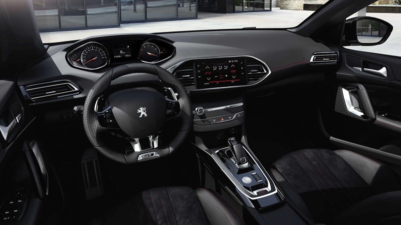 Peugeot 308: vehículo conectado con tecnología Qualcomm.