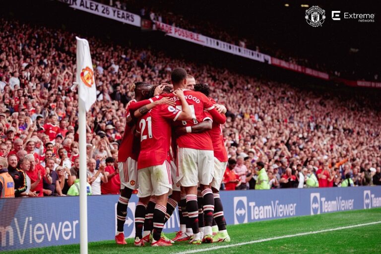 El Manchester United pone tecnológicamente al día Old Trafford.