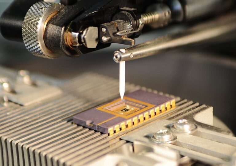 Applus+ adquiere la compañía de ciberseguridad Lightship Security.