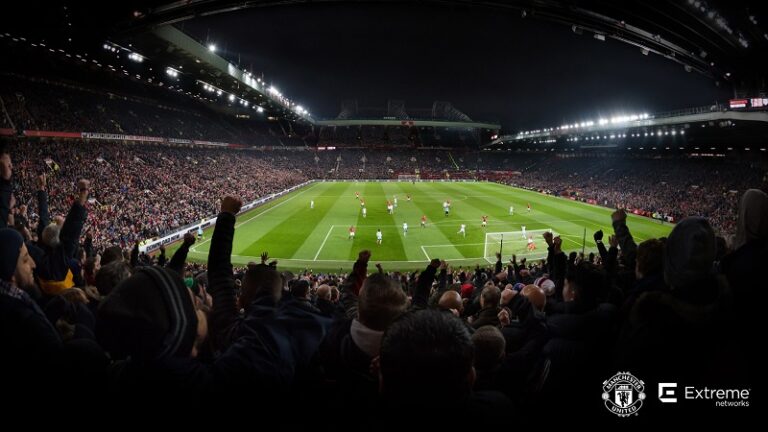 Extreme Networks desplegará una red inalámbrica en el Old Trafford, estadio del Manchester United.