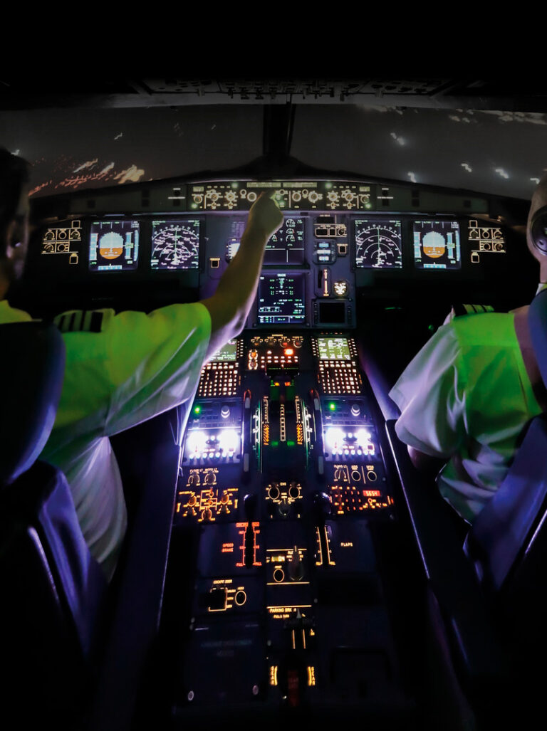 El principal servicio que suministra actualmente EGNOS es el apoyo a las operaciones de la aviación civil.