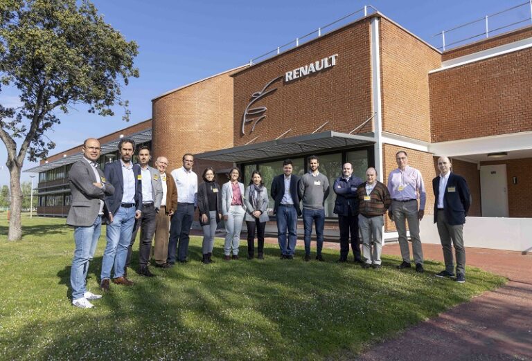 Arranca el proyecto R3CAV para el desarrollo de vehículos autónomos y conectados.