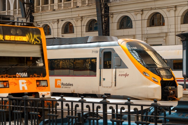 Una incidencia en las telecomunicaciones paraliza los trenes en Barcelona.