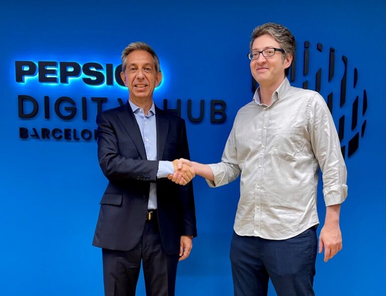 Francesc Fajula, CEO de mobile World Capital Barcelona y Gaston Besanson, director de Global Data Science en PepsiCo.