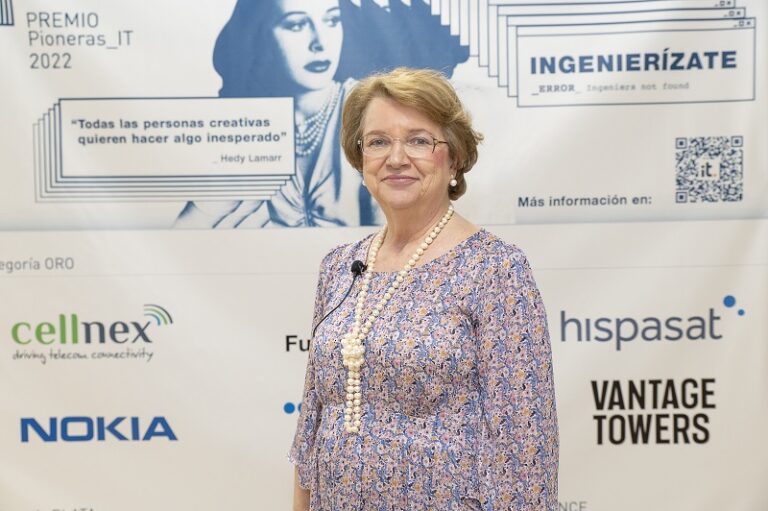 Magdalena Salazar, Premio Pioneras_IT 2022.