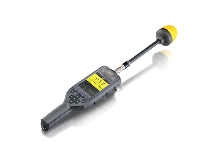 Medidor Narda Field.