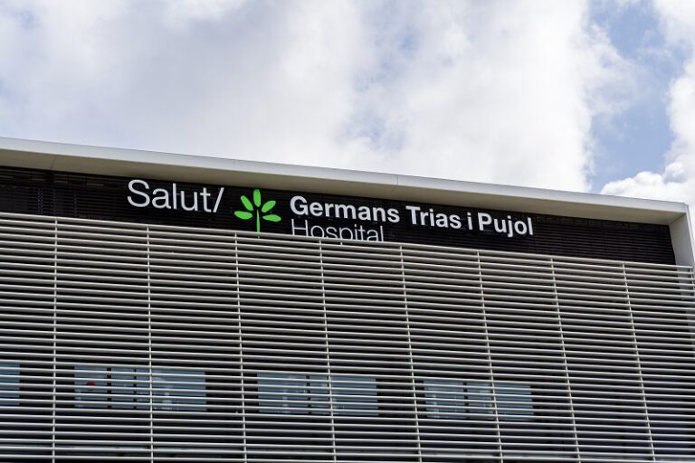 El Hospital Germans Trias i Pujol implementa una app de orientación con tecnología de Aruba.