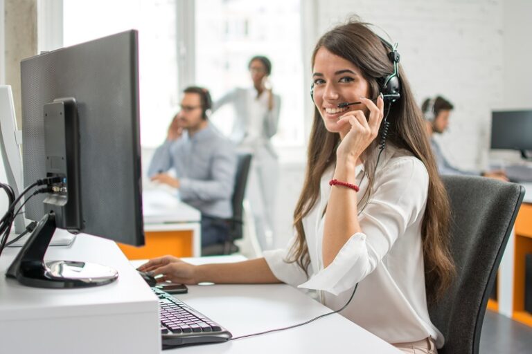 Enreach desvela las 4 claves para retener a los agentes de los contact center.